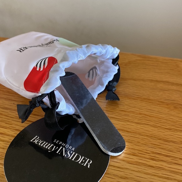 Nail beauty kit! - Picture 6 of 6